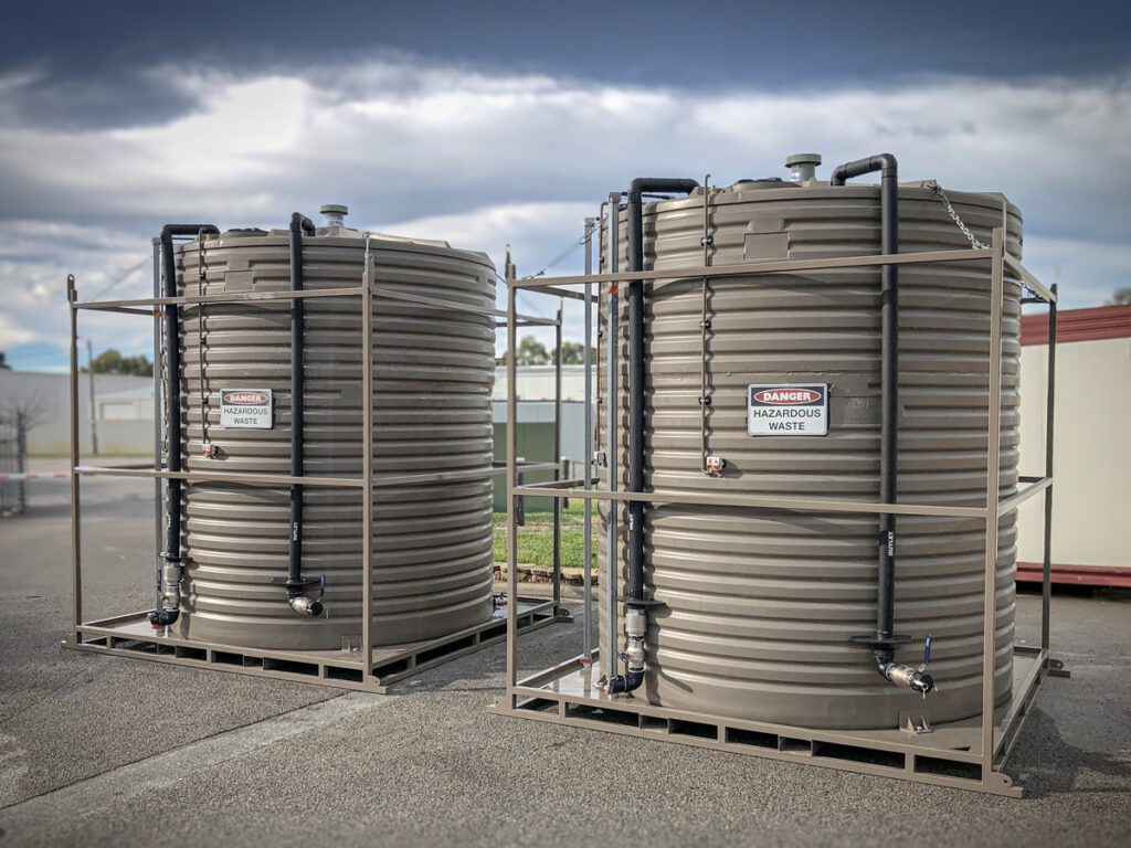 Portable Raw Storage Tanks For A Mine Site
