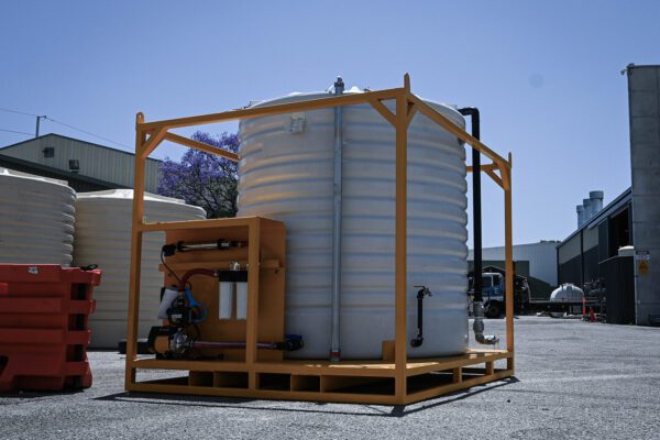 portable water storage image